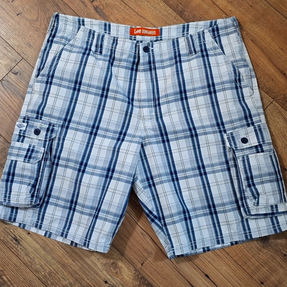 Lee Dungarees Classic Blue and White Cargo Shorts